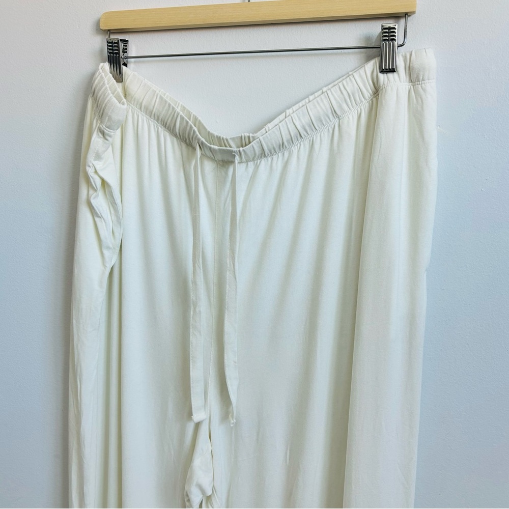 Joe Fresh Women+ Short Sleeve Cream & Pink Sleep Set - Picture 3 of 5